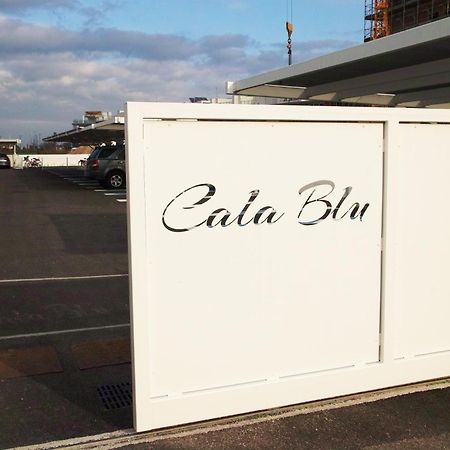 Cala Blu Residence Con Piscina-Centralissimo Lido Di Jesolo Exteriör bild