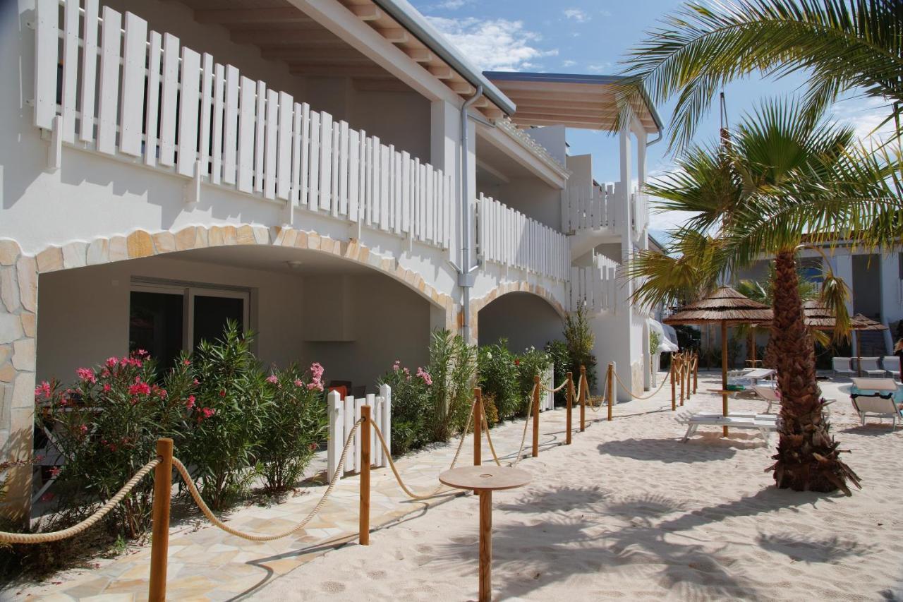 Cala Blu Residence Con Piscina-Centralissimo Lido Di Jesolo Exteriör bild